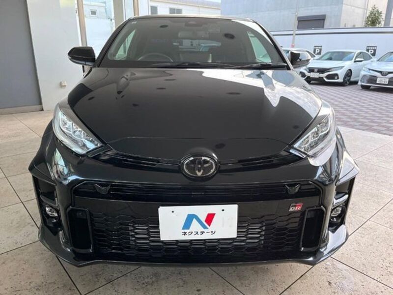 GR YARIS
