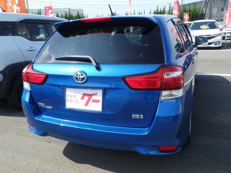 COROLLA FIELDER