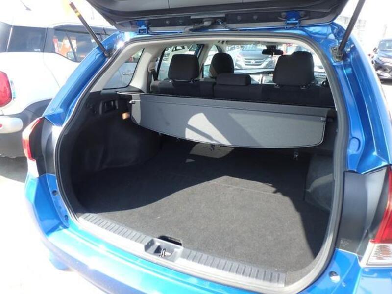 COROLLA FIELDER