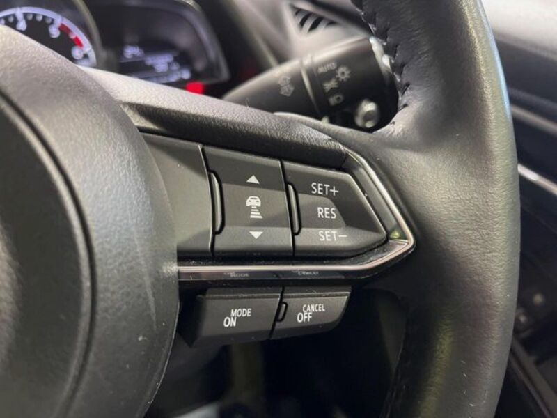 MAZDA2