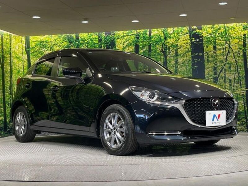 MAZDA2