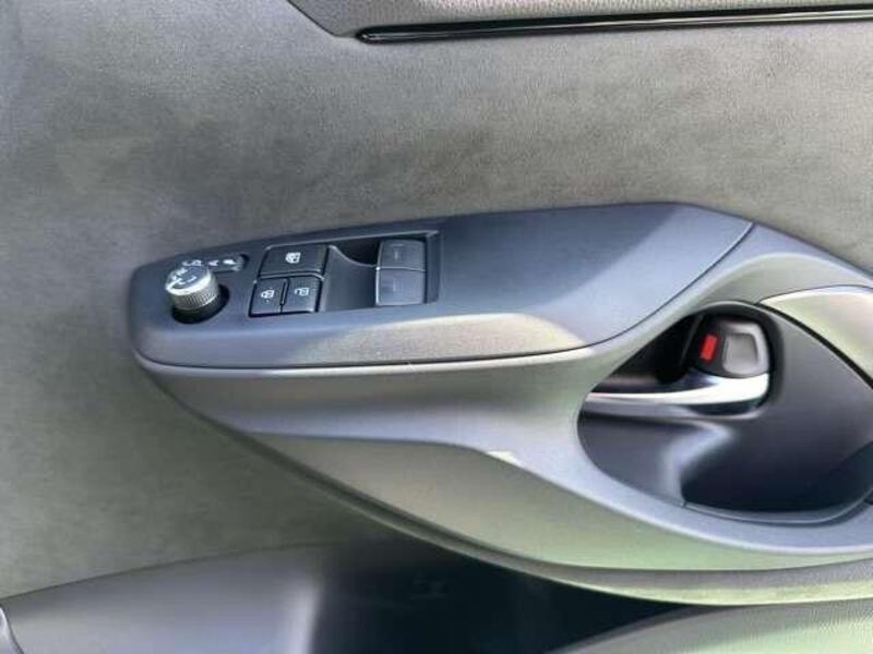 GR YARIS