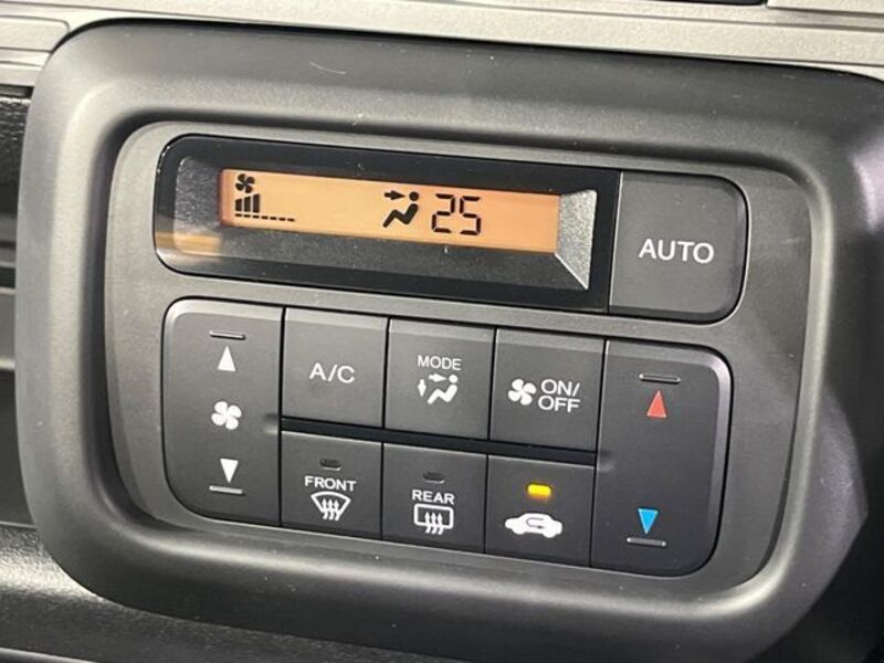 N-VAN