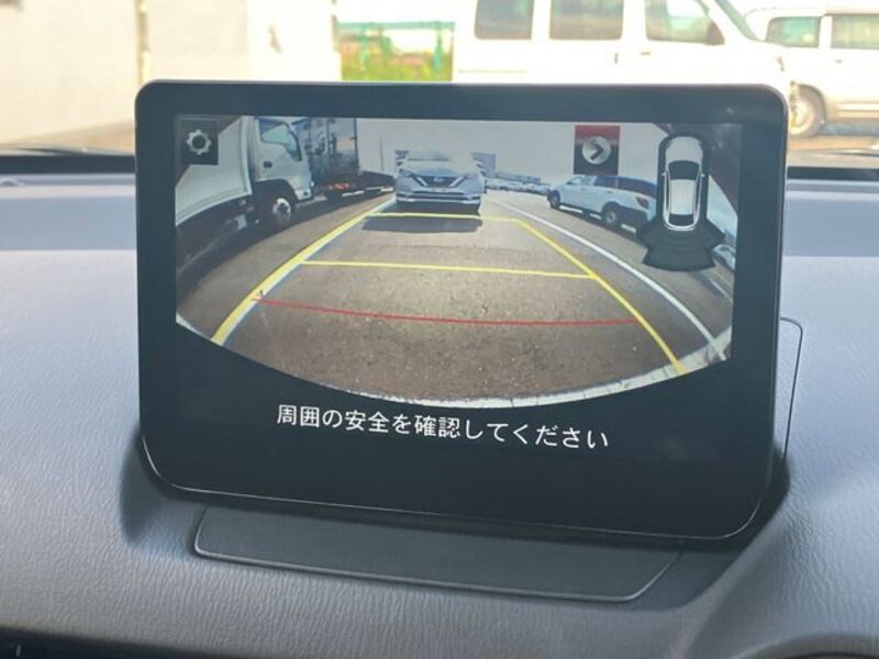 MAZDA2