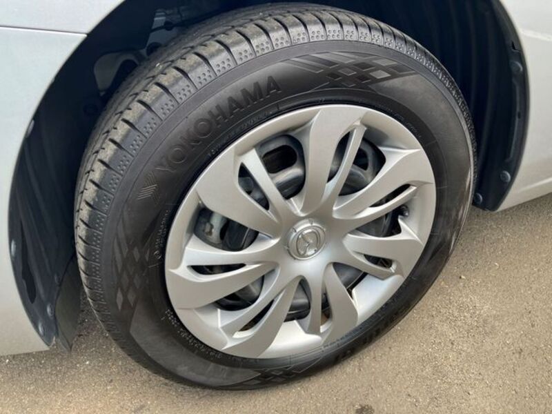 MAZDA2