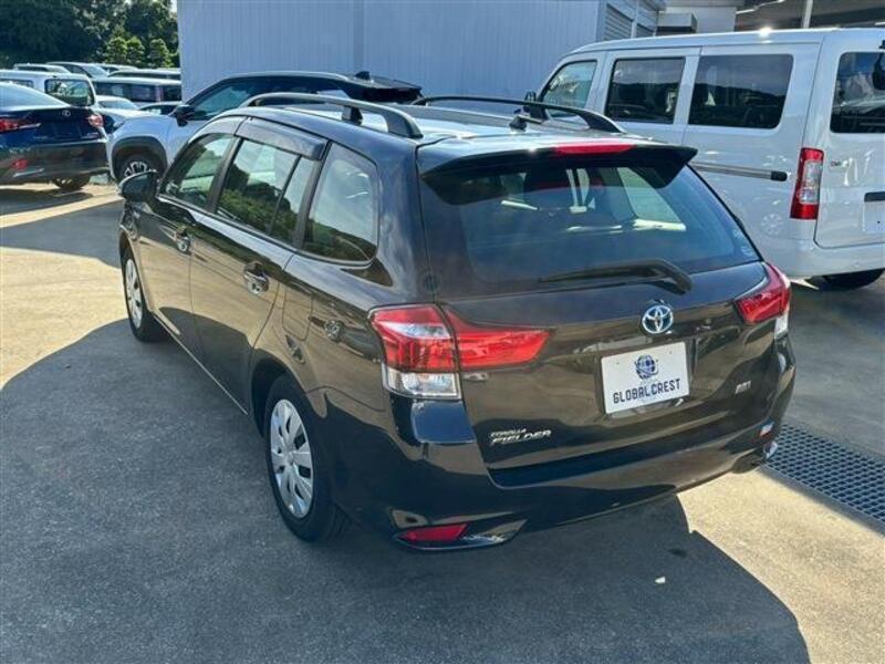 COROLLA FIELDER