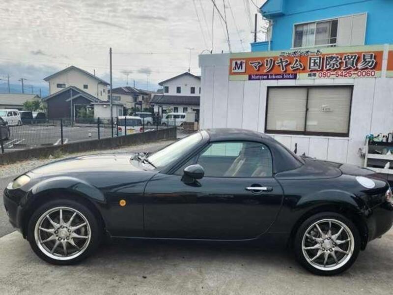 ROADSTER