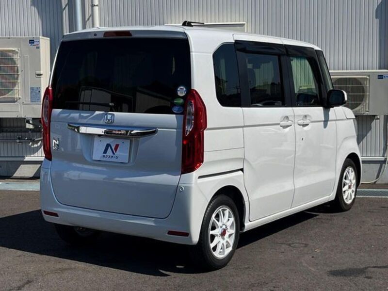 N BOX