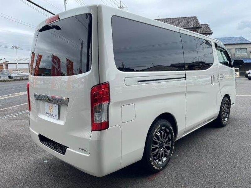 NV350 CARAVAN