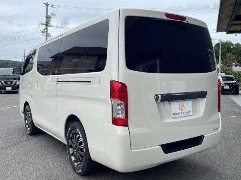 NV350 CARAVAN