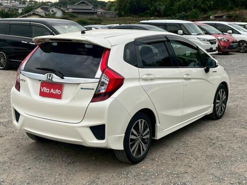 FIT HYBRID