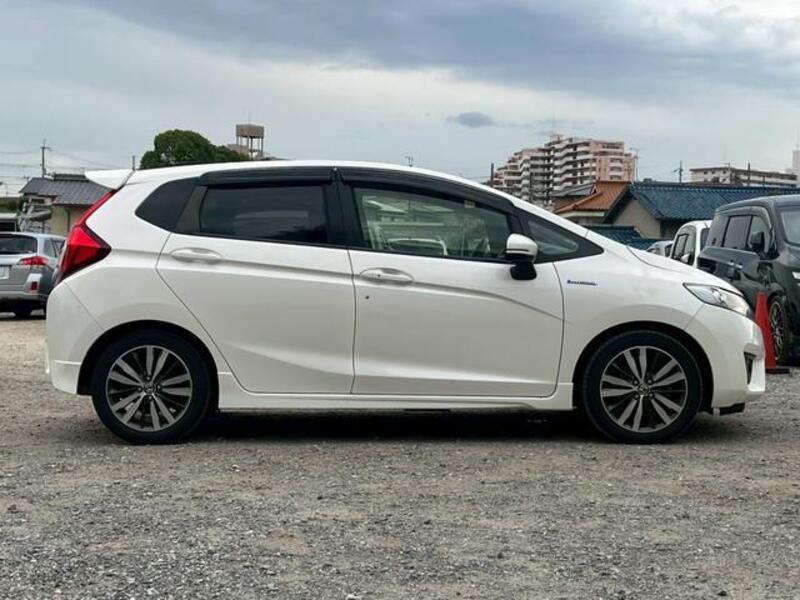 FIT HYBRID