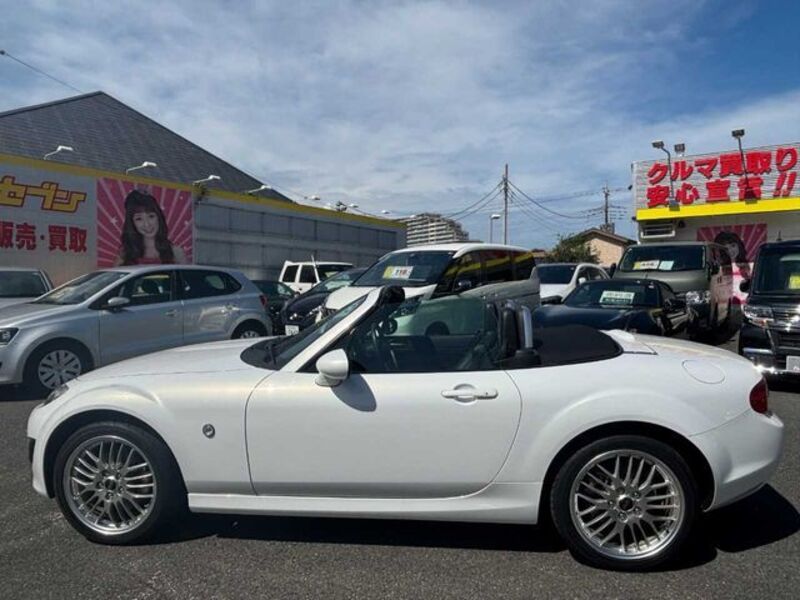 ROADSTER