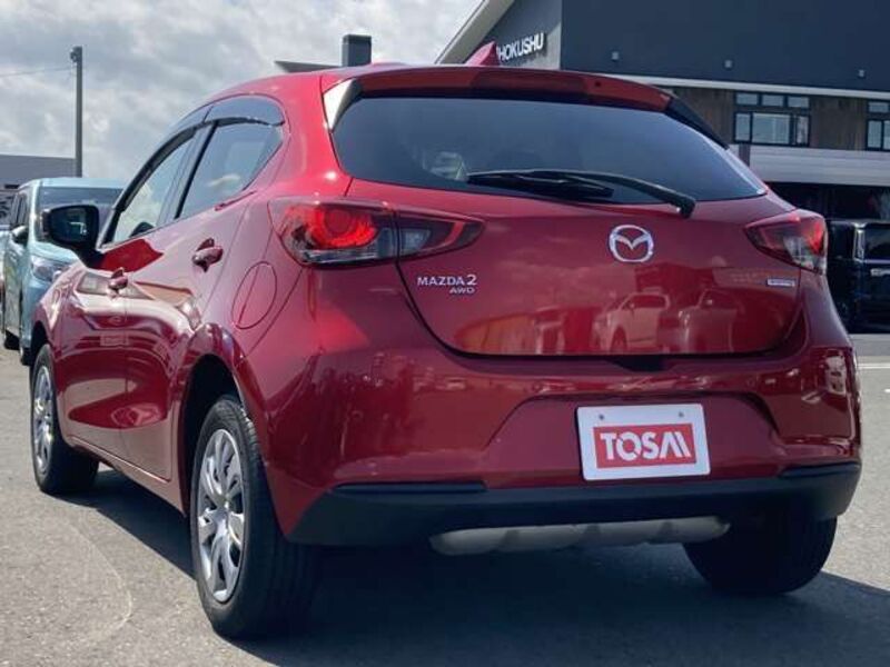MAZDA2