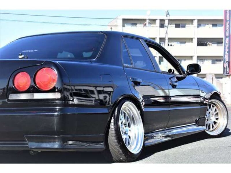 SKYLINE