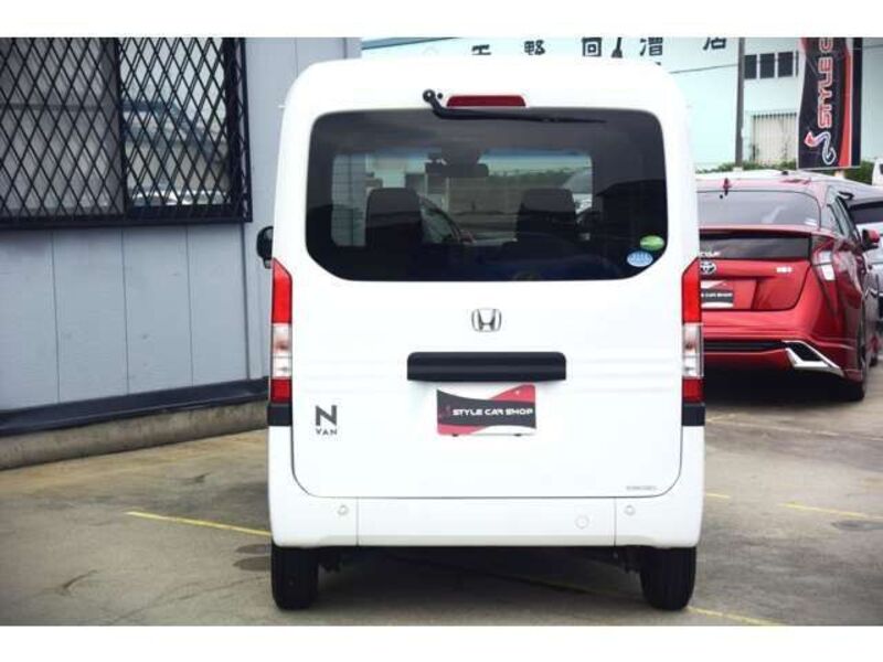 N-VAN
