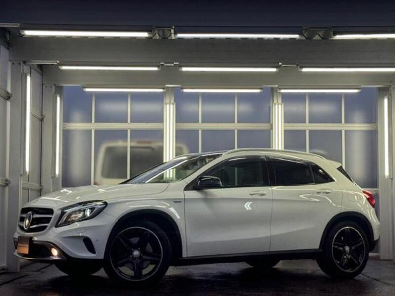 MERCEDES-BENZ GLA CLASS