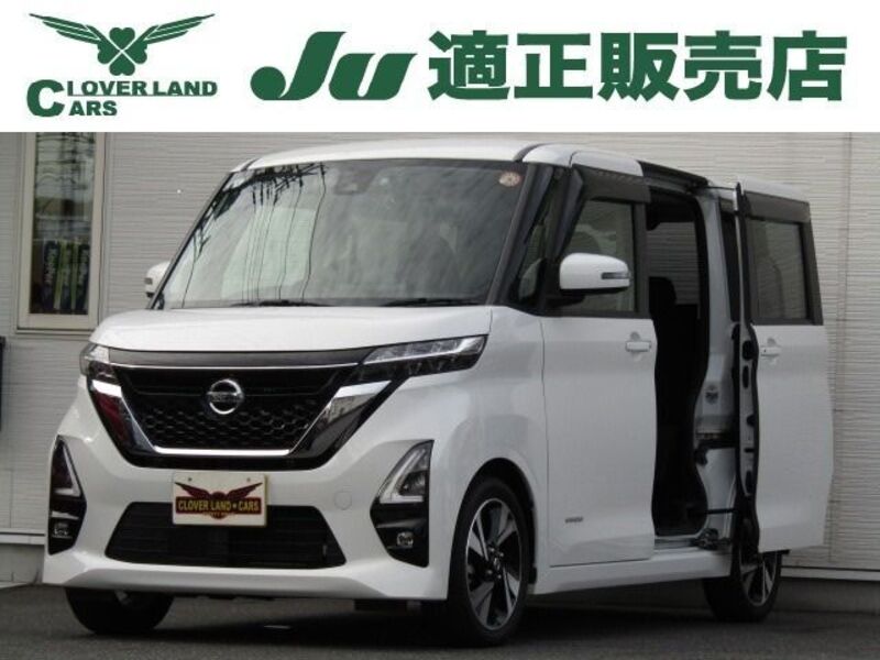 NISSAN ROOX
