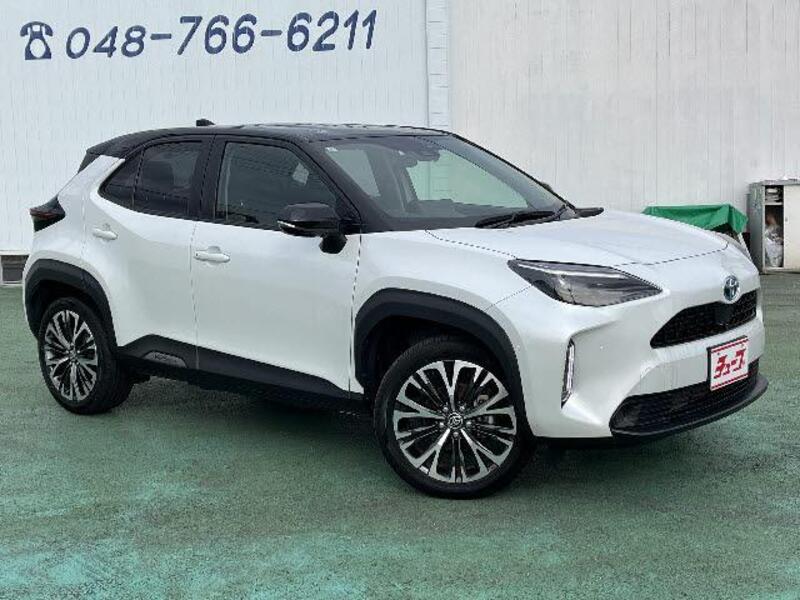 YARIS CROSS