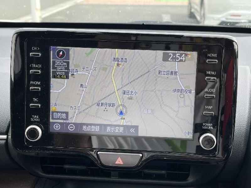 YARIS CROSS