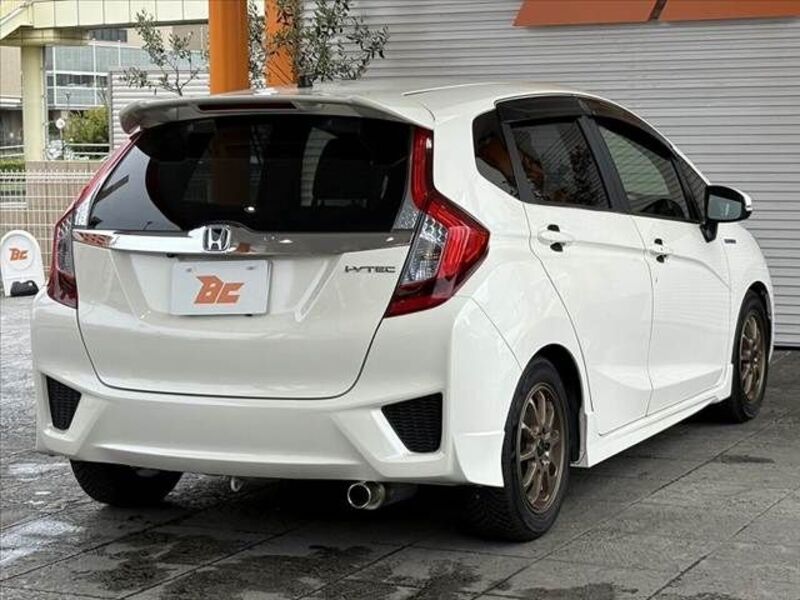 FIT HYBRID