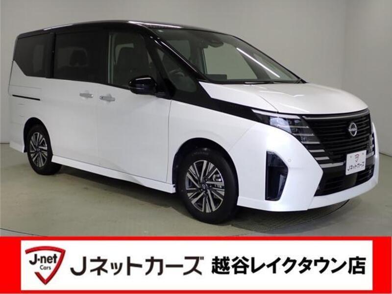 NISSAN SERENA