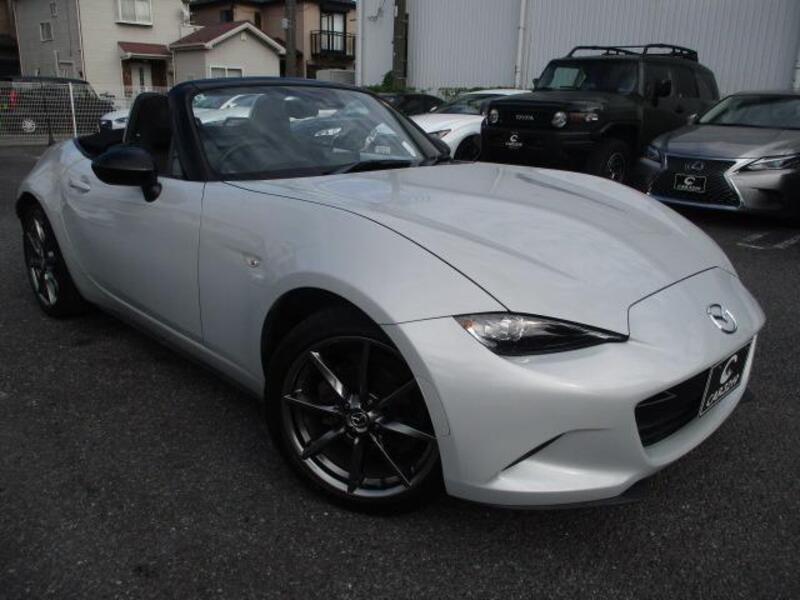 ROADSTER