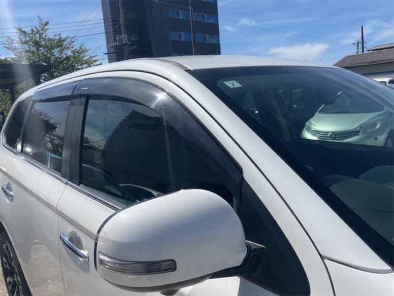 OUTLANDER PHEV