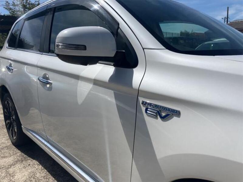 OUTLANDER PHEV