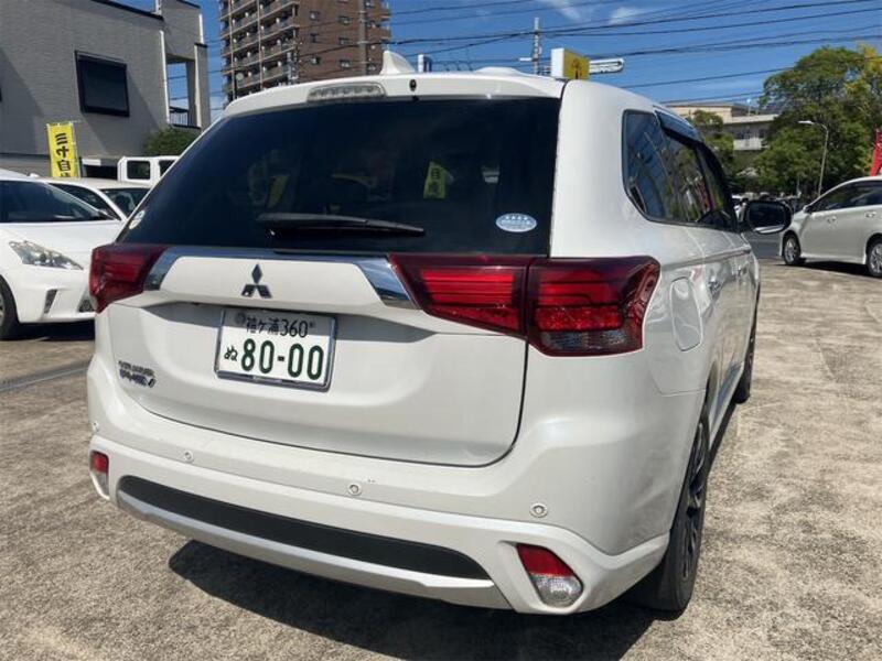 OUTLANDER PHEV