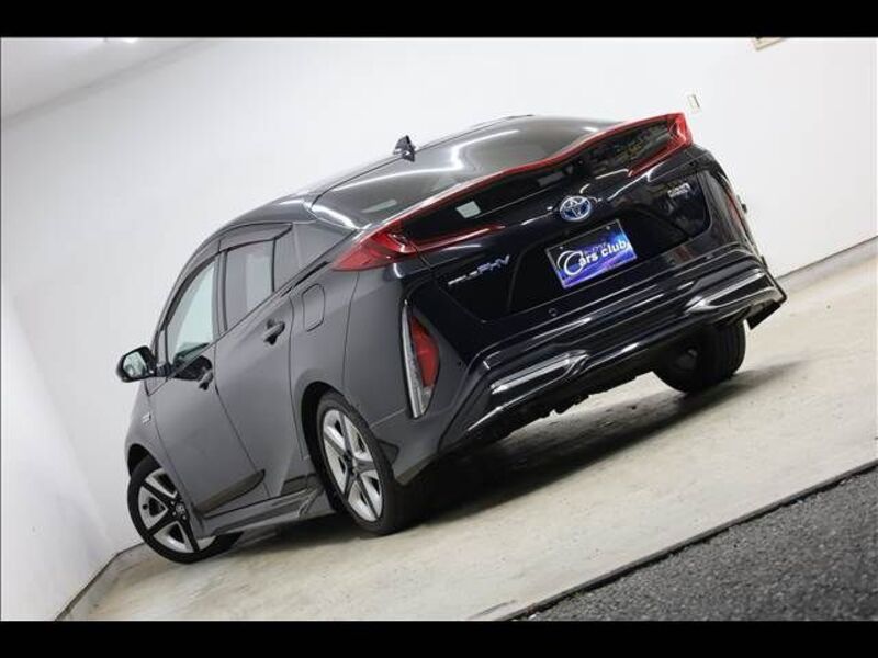 PRIUS PHV