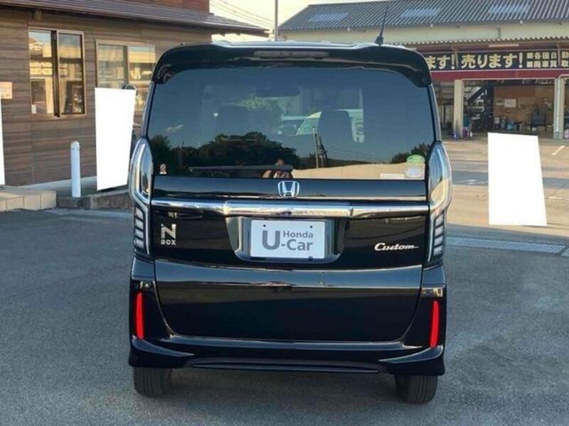 N BOX CUSTOM
