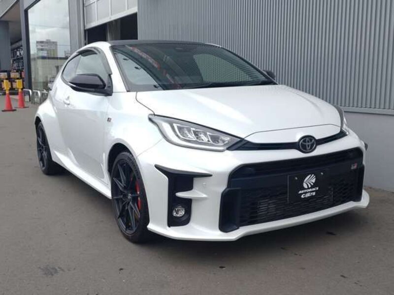 GR YARIS