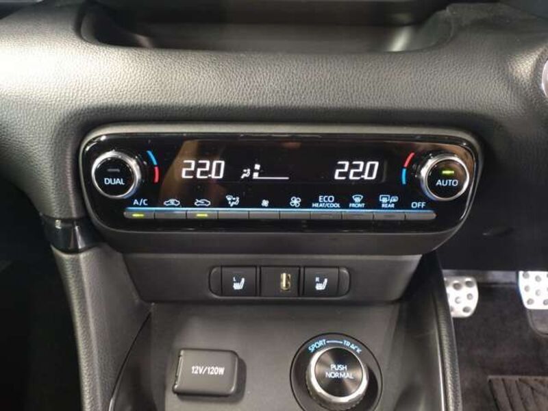 GR YARIS