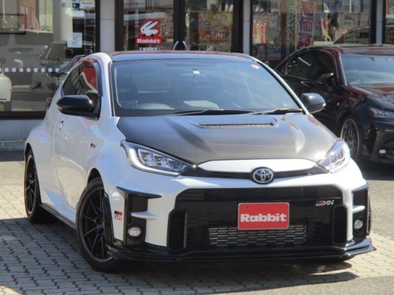 GR YARIS