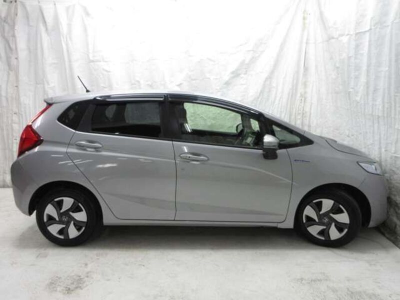 FIT HYBRID