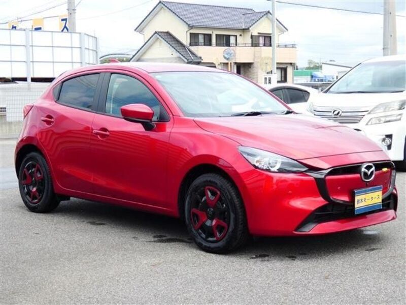 MAZDA2