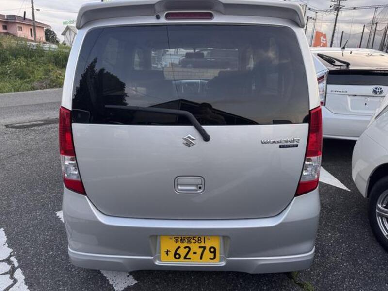 WAGON R
