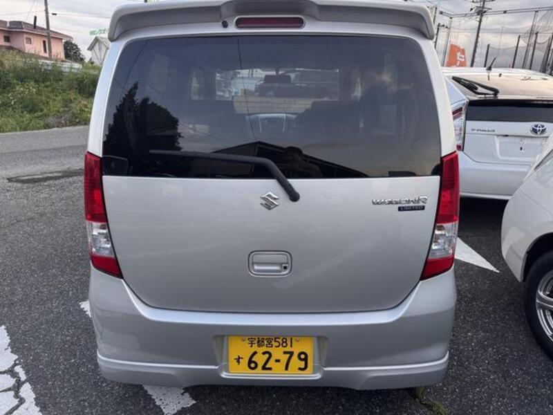 WAGON R
