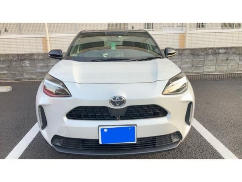 YARIS CROSS