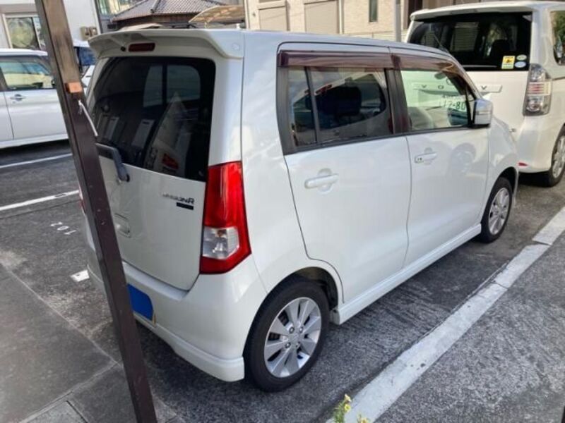 WAGON R