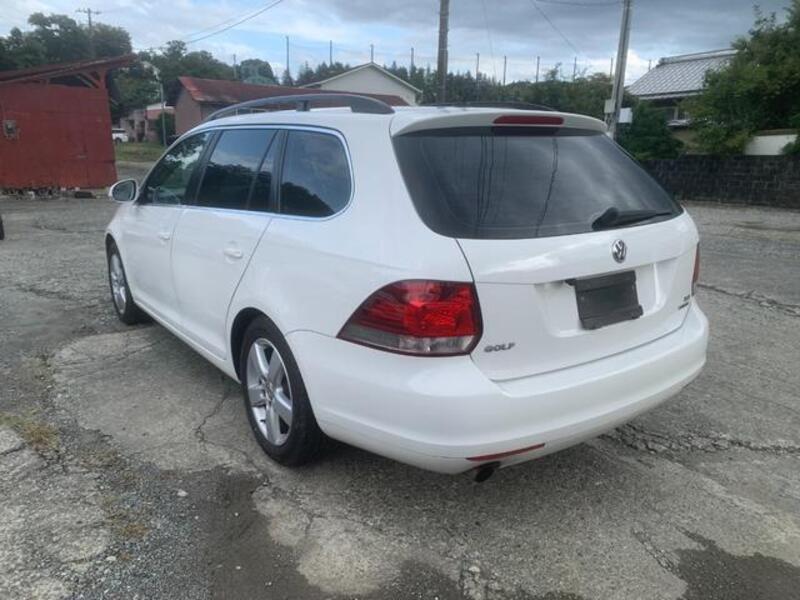 GOLF VARIANT