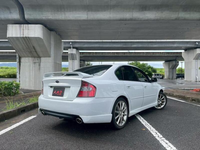 LEGACY B4