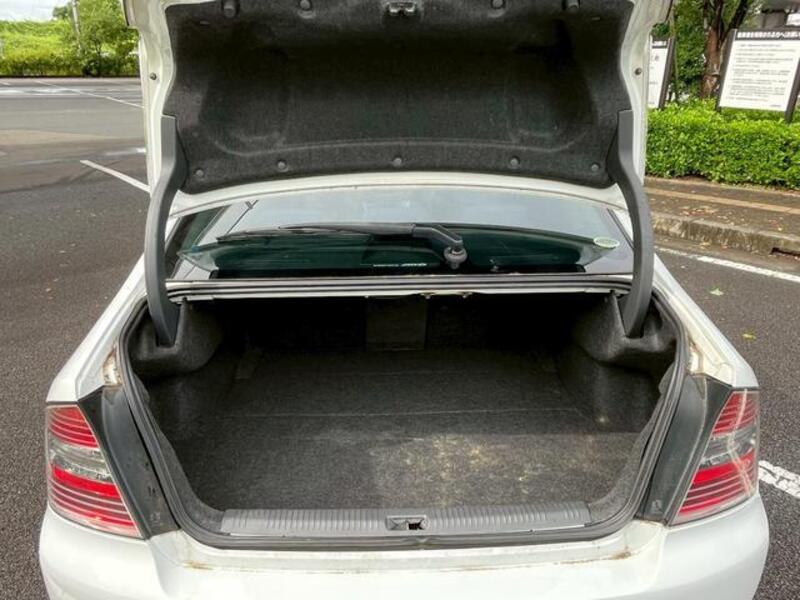 LEGACY B4