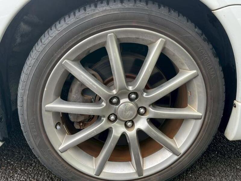LEGACY B4