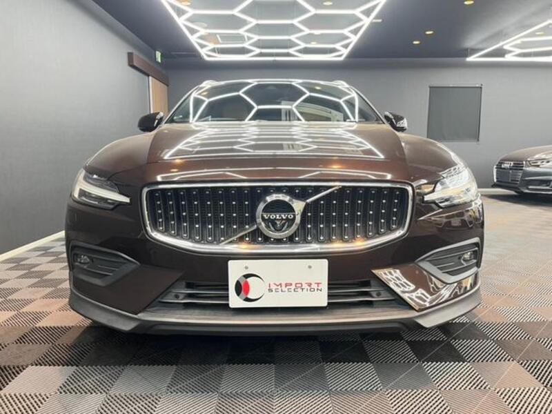V60