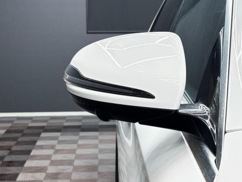 E-CLASS