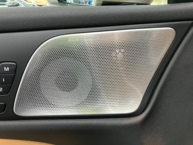 V60