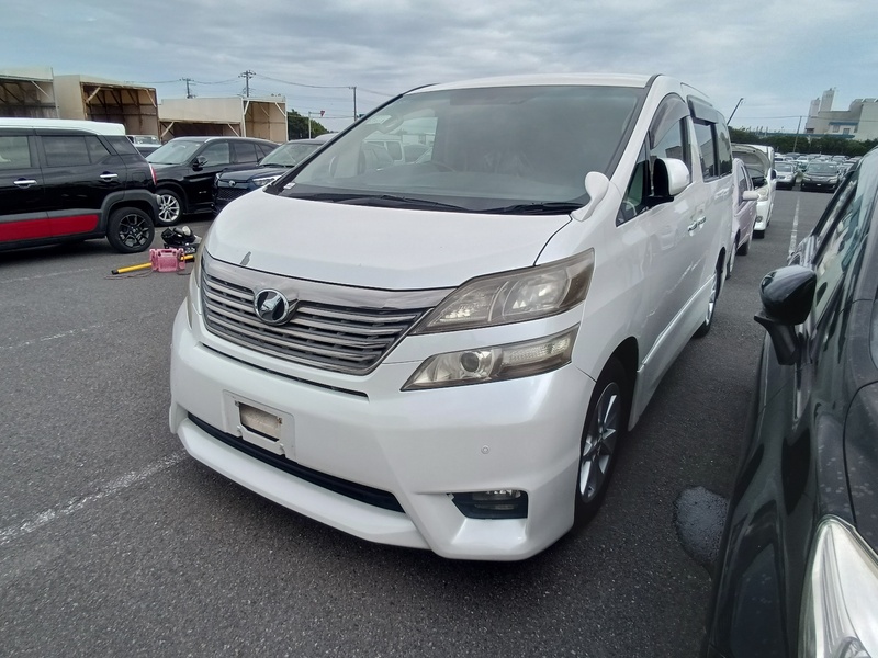 TOYOTA VELLFIRE