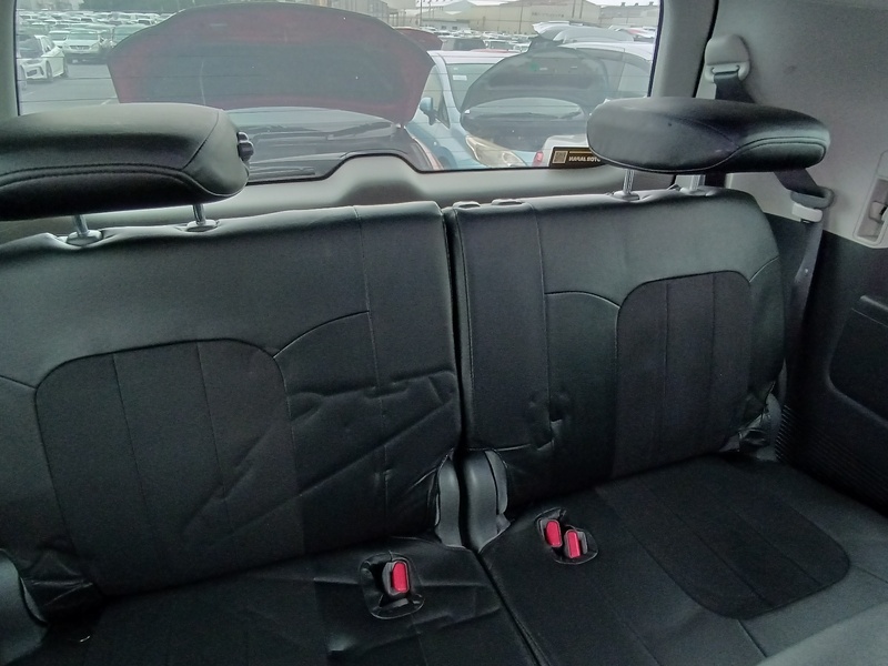 LAND CRUISER